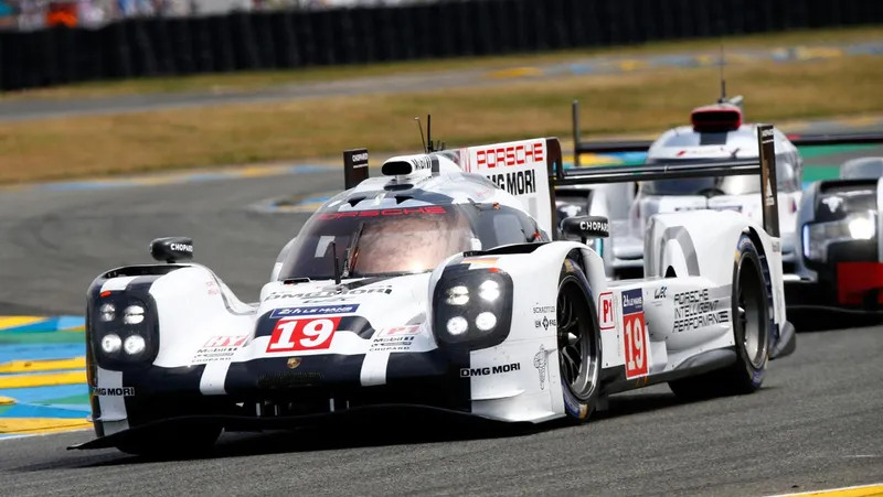 2015 Porsche 919 Hybrid